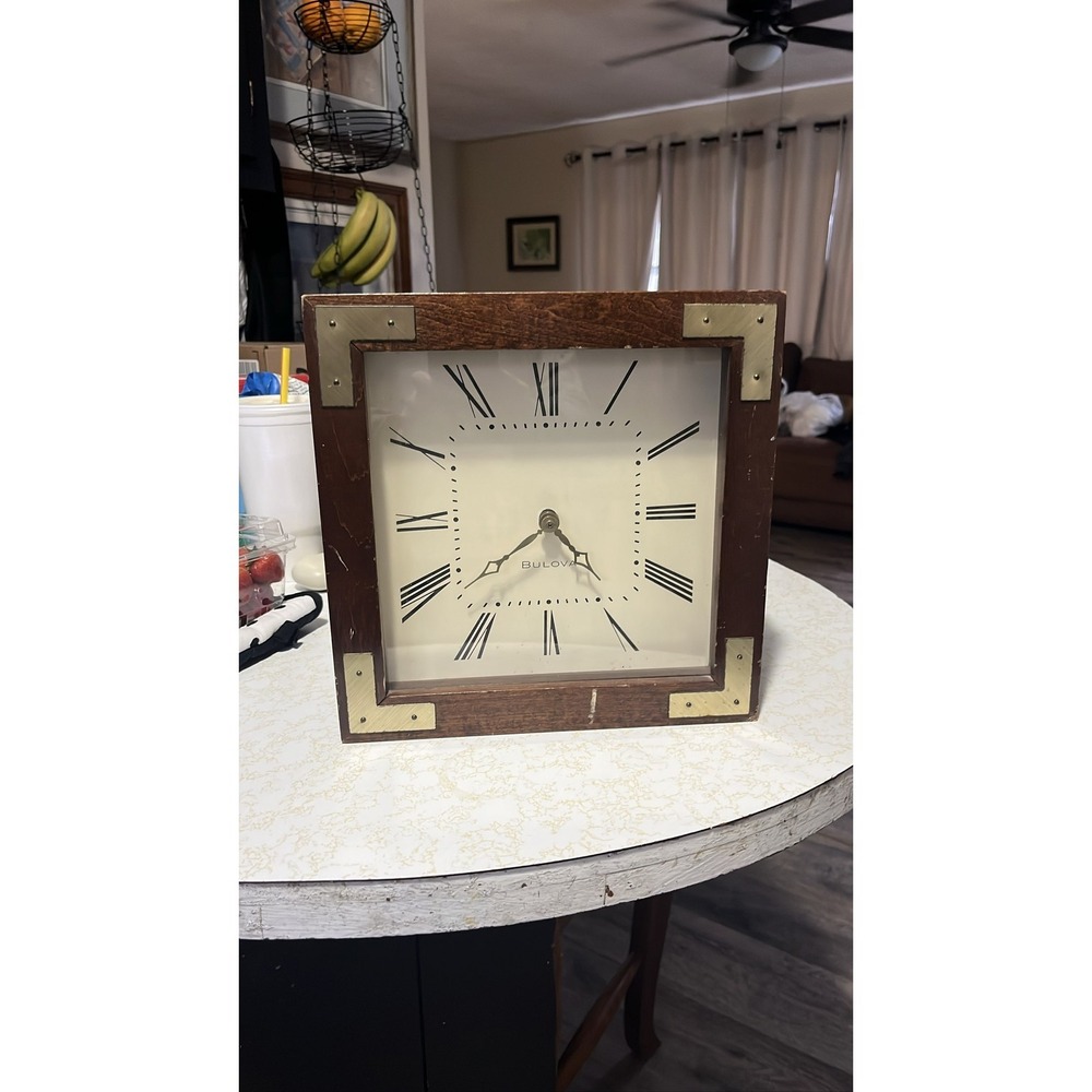 Bulova Square Wood Mantle Clock Roman Numeral‎ Brass Corner Desk Shelf